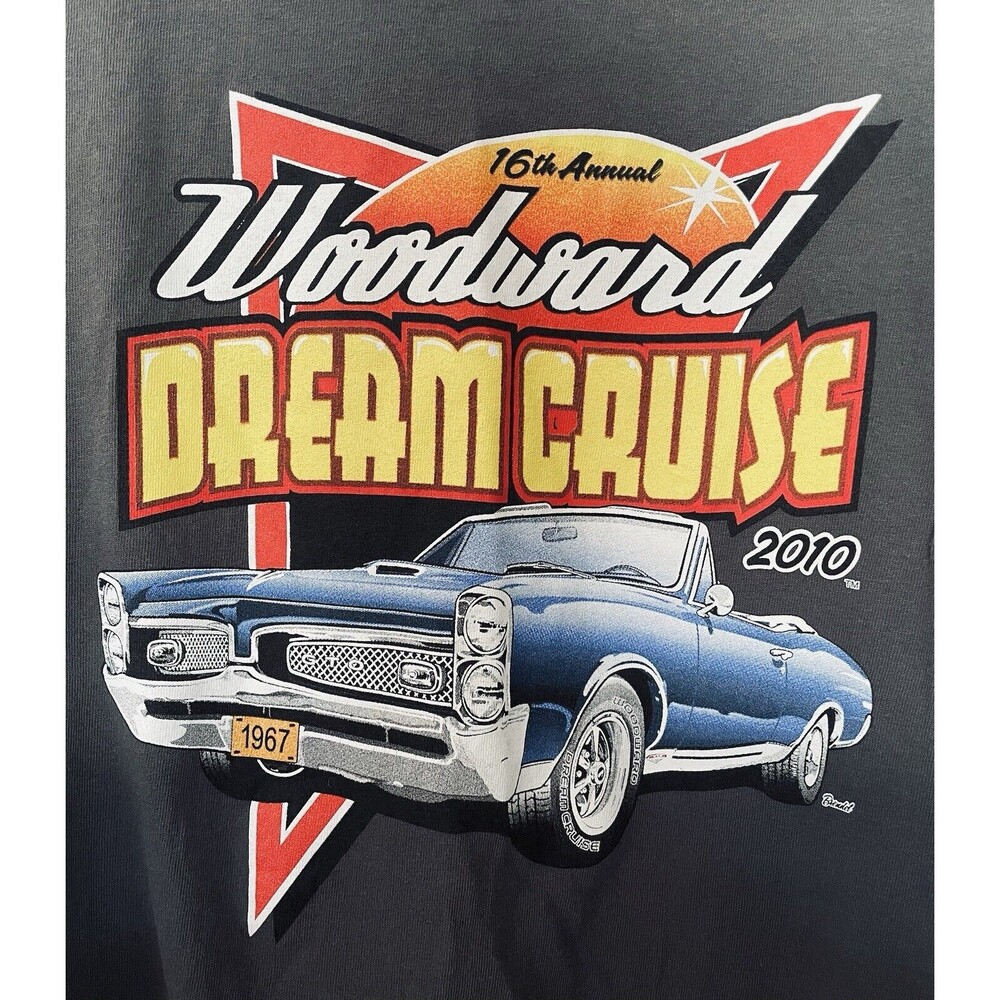 16th Annual 2010 Woodward Dream Cruise Adult XL Pontiac GTO Car Show T-Shirt